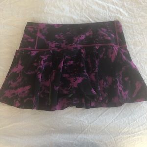 purple and black LULU LEMON tennis skirt